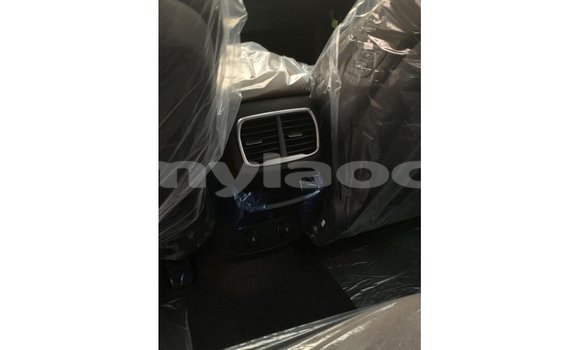 Buy Import Hyundai Santa Fe White Car in Import - Dubai in Attapeu Province Buy Import Hyundai Santa Fe White Car in Import - Dubai in Attapeu Province