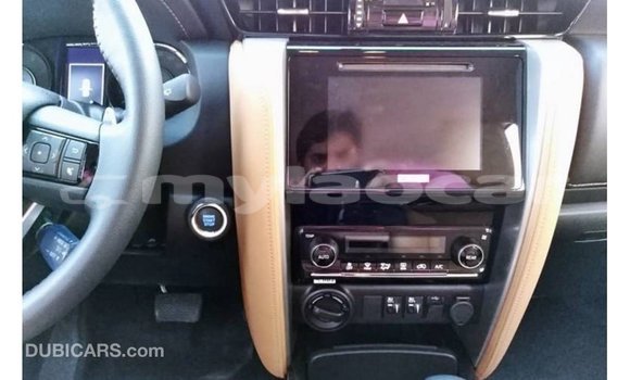 Buy Import Toyota Fortuner White Car in Import - Dubai in Attapeu Province Buy Import Toyota Fortuner White Car in Import - Dubai in Attapeu Province