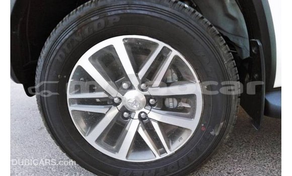 Buy Import Toyota Fortuner White Car in Import - Dubai in Attapeu Province Buy Import Toyota Fortuner White Car in Import - Dubai in Attapeu Province