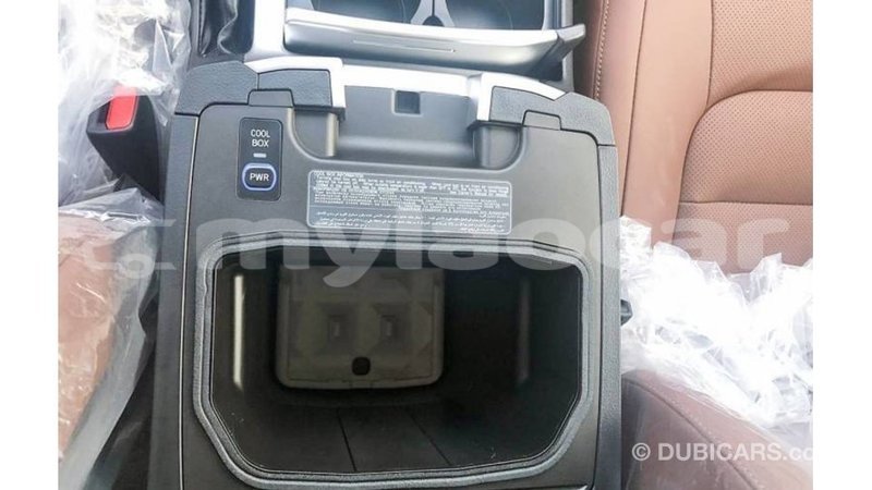 Big with watermark toyota land cruiser attapeu province import dubai 2449