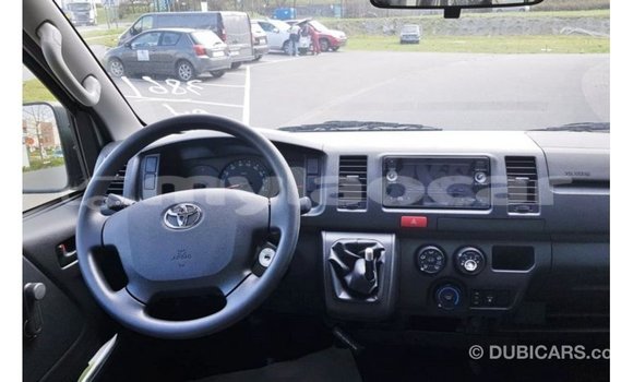 Buy Import Toyota Hiace White Car in Import - Dubai in Attapeu Province Buy Import Toyota Hiace White Car in Import - Dubai in Attapeu Province