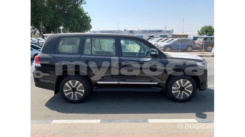 Big with watermark toyota land cruiser attapeu province import dubai 2452