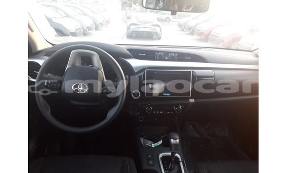 Buy Import Toyota Hilux Other Car in Import - Dubai in Attapeu Province Buy Import Toyota Hilux Other Car in Import - Dubai in Attapeu Province