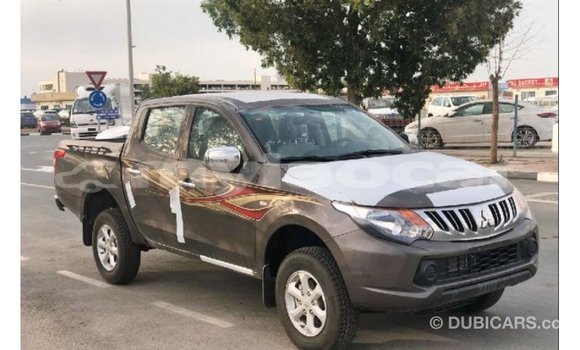 Buy Import Mitsubishi L200 Brown Car in Import - Dubai in Attapeu Province Buy Import Mitsubishi L200 Brown Car in Import - Dubai in Attapeu Province