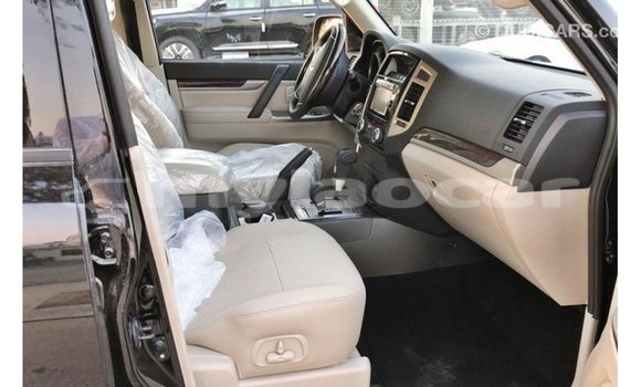 Buy Import Mitsubishi Pajero Black Car in Import - Dubai in Attapeu Province Buy Import Mitsubishi Pajero Black Car in Import - Dubai in Attapeu Province
