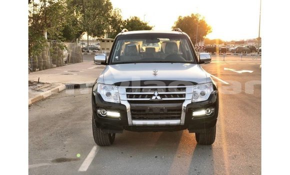 Buy Import Mitsubishi Pajero Black Car in Import - Dubai in Attapeu Province Buy Import Mitsubishi Pajero Black Car in Import - Dubai in Attapeu Province