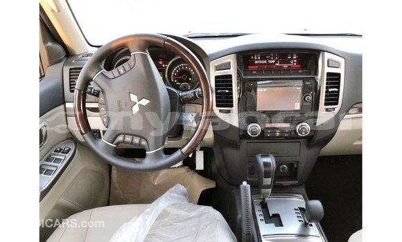 Buy Import Mitsubishi Pajero Black Car in Import - Dubai in Attapeu Province Buy Import Mitsubishi Pajero Black Car in Import - Dubai in Attapeu Province