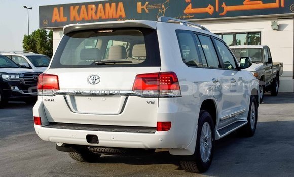 Buy Import Toyota Land Cruiser White Car in Import - Dubai in Attapeu Province Buy Import Toyota Land Cruiser White Car in Import - Dubai in Attapeu Province