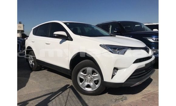 Buy Import Toyota 4Runner White Car in Import - Dubai in Attapeu Province Buy Import Toyota 4Runner White Car in Import - Dubai in Attapeu Province