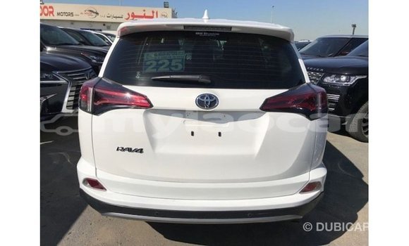 Buy Import Toyota 4Runner White Car in Import - Dubai in Attapeu Province Buy Import Toyota 4Runner White Car in Import - Dubai in Attapeu Province