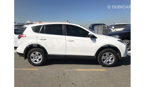 Buy Import Toyota 4Runner White Car in Import - Dubai in Attapeu Province Buy Import Toyota 4Runner White Car in Import - Dubai in Attapeu Province