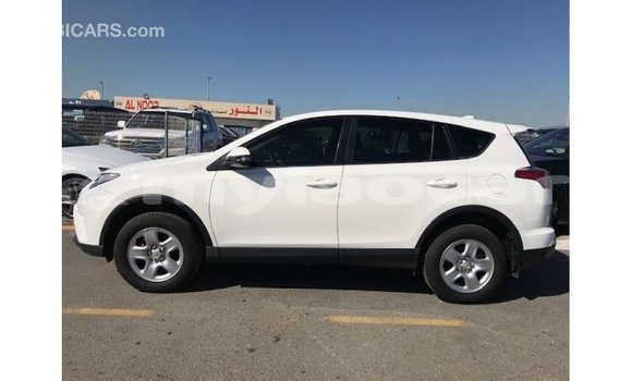 Buy Import Toyota 4Runner White Car in Import - Dubai in Attapeu Province Buy Import Toyota 4Runner White Car in Import - Dubai in Attapeu Province