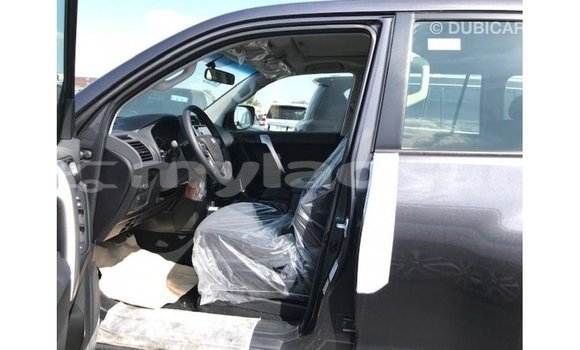 Acheter Import Voiture Toyota Prado Autre à Import - Dubai, Attapeu Province Acheter Import Voiture Toyota Prado Autre à Import - Dubai, Attapeu Province