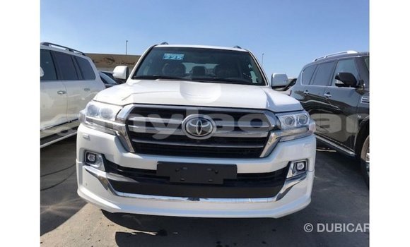 Buy Import Toyota Land Cruiser White Car in Import - Dubai in Attapeu Province Buy Import Toyota Land Cruiser White Car in Import - Dubai in Attapeu Province