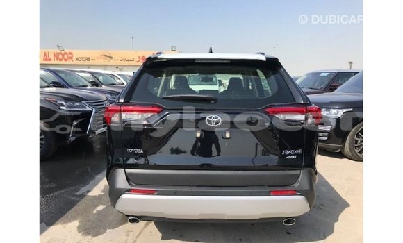 Acheter Import Voiture Toyota 4Runner Noir à Import - Dubai, Attapeu Province Acheter Import Voiture Toyota 4Runner Noir à Import - Dubai, Attapeu Province