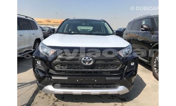 Acheter Import Voiture Toyota 4Runner Noir à Import - Dubai, Attapeu Province Acheter Import Voiture Toyota 4Runner Noir à Import - Dubai, Attapeu Province