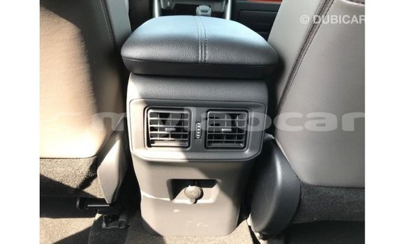 Acheter Import Voiture Toyota 4Runner Noir à Import - Dubai, Attapeu Province Acheter Import Voiture Toyota 4Runner Noir à Import - Dubai, Attapeu Province