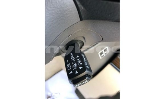 ຊື້ ການ ນຳ ເຂົ້າ Toyota Land Cruiser White ລົດ ໃນ Import - Dubai ໃນ Attapeu Province ຊື້ ການ ນຳ ເຂົ້າ Toyota Land Cruiser White ລົດ ໃນ Import - Dubai ໃນ Attapeu Province