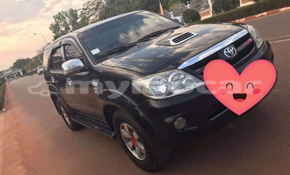 Buy Used Toyota 4Runner Black Car in Vientiane in Vientiane Province Buy Used Toyota 4Runner Black Car in Vientiane in Vientiane Province