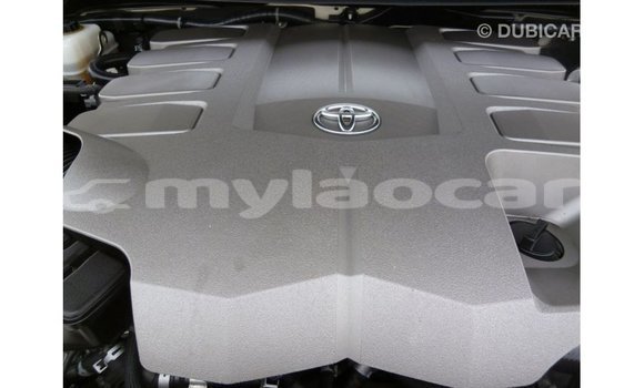 Buy Import Toyota Land Cruiser White Car in Import - Dubai in Attapeu Province Buy Import Toyota Land Cruiser White Car in Import - Dubai in Attapeu Province