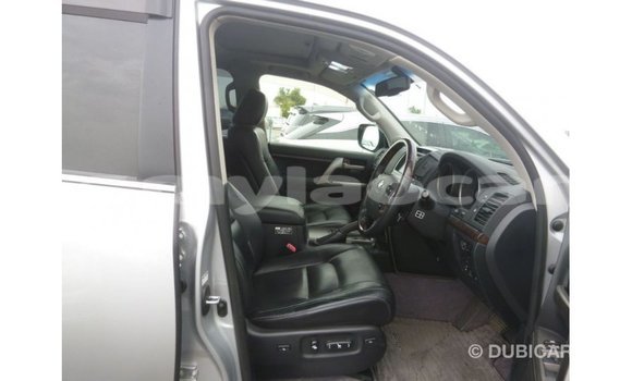Buy Import Toyota Land Cruiser Other Car in Import - Dubai in Attapeu Province Buy Import Toyota Land Cruiser Other Car in Import - Dubai in Attapeu Province