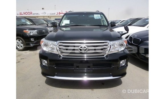 Acheter Import Voiture Toyota Land Cruiser Noir à Import - Dubai, Attapeu Province Acheter Import Voiture Toyota Land Cruiser Noir à Import - Dubai, Attapeu Province