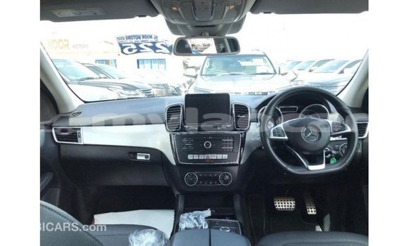 Acheter Import Voiture Mercedes-Benz GLE Autre à Import - Dubai, Attapeu Province Acheter Import Voiture Mercedes-Benz GLE Autre à Import - Dubai, Attapeu Province