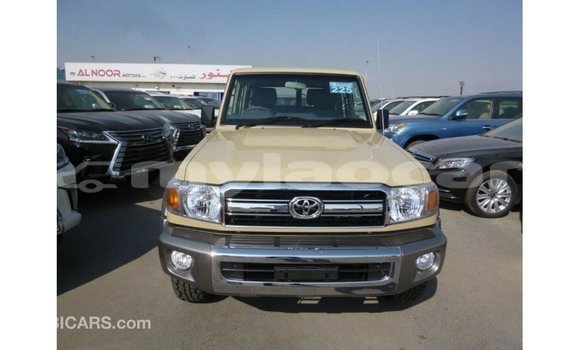 Buy Import Toyota Land Cruiser Beige Car in Import - Dubai in Attapeu Province Buy Import Toyota Land Cruiser Beige Car in Import - Dubai in Attapeu Province