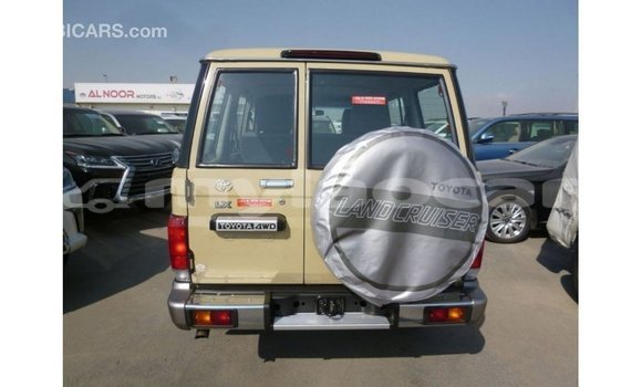 Buy Import Toyota Land Cruiser Beige Car in Import - Dubai in Attapeu Province Buy Import Toyota Land Cruiser Beige Car in Import - Dubai in Attapeu Province