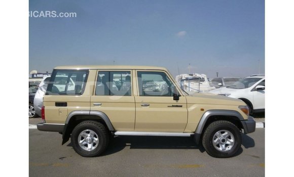 Buy Import Toyota Land Cruiser Beige Car in Import - Dubai in Attapeu Province Buy Import Toyota Land Cruiser Beige Car in Import - Dubai in Attapeu Province
