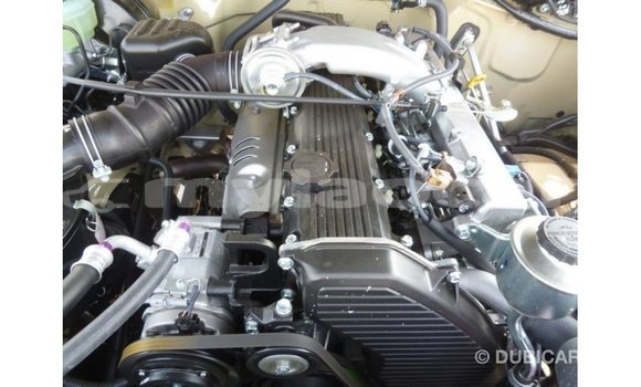 Buy Import Toyota Land Cruiser Beige Car in Import - Dubai in Attapeu Province Buy Import Toyota Land Cruiser Beige Car in Import - Dubai in Attapeu Province