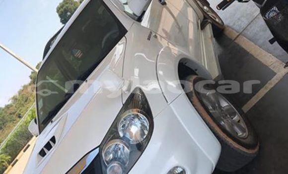 Buy Used Toyota 4Runner White Car in Vientiane in Vientiane Province