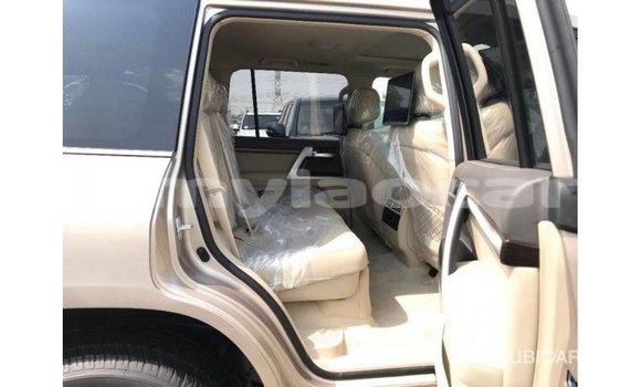 Buy Import Toyota Land Cruiser Other Car in Import - Dubai in Attapeu Province Buy Import Toyota Land Cruiser Other Car in Import - Dubai in Attapeu Province