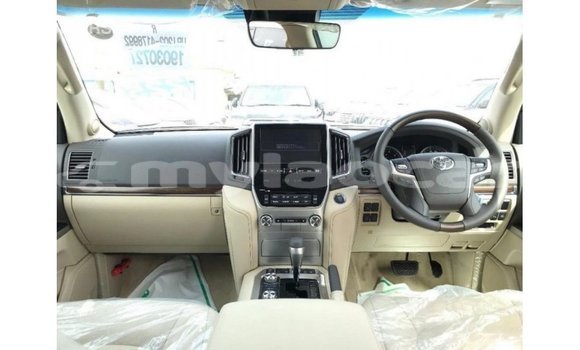 Buy Import Toyota Land Cruiser Black Car in Import - Dubai in Attapeu Province Buy Import Toyota Land Cruiser Black Car in Import - Dubai in Attapeu Province