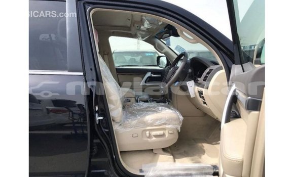 Buy Import Toyota Land Cruiser Black Car in Import - Dubai in Attapeu Province Buy Import Toyota Land Cruiser Black Car in Import - Dubai in Attapeu Province