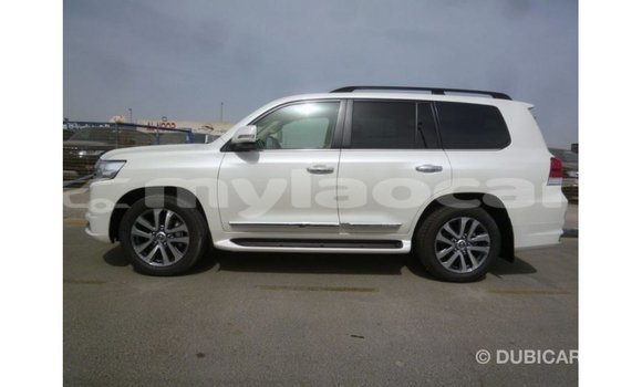 Buy Import Toyota Land Cruiser White Car in Import - Dubai in Attapeu Province Buy Import Toyota Land Cruiser White Car in Import - Dubai in Attapeu Province