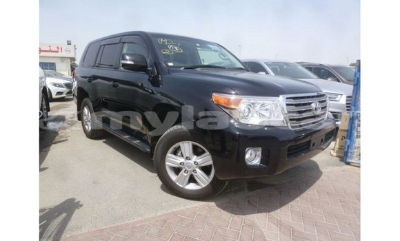 Acheter Import Voiture Toyota Land Cruiser Noir à Import - Dubai, Attapeu Province Acheter Import Voiture Toyota Land Cruiser Noir à Import - Dubai, Attapeu Province