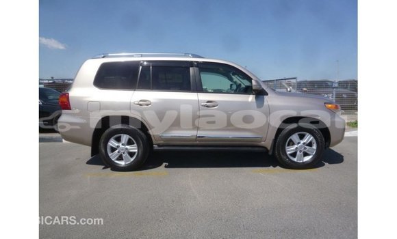 Buy Import Toyota Land Cruiser Other Car in Import - Dubai in Attapeu Province Buy Import Toyota Land Cruiser Other Car in Import - Dubai in Attapeu Province