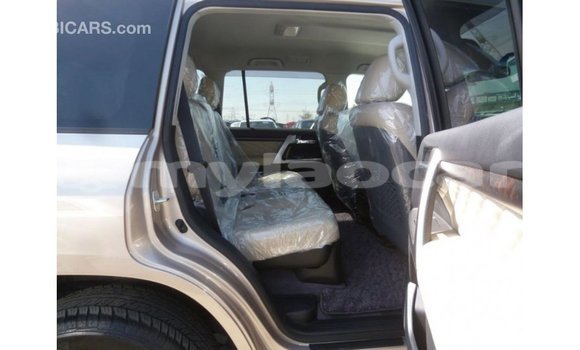 Buy Import Toyota Land Cruiser Other Car in Import - Dubai in Attapeu Province Buy Import Toyota Land Cruiser Other Car in Import - Dubai in Attapeu Province