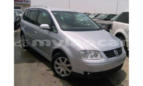 Buy Import Volkswagen Touran Other Car in Import - Dubai in Attapeu Province