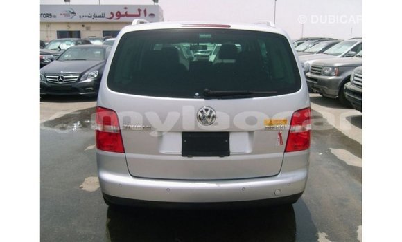 Buy Import Volkswagen Touran Other Car in Import - Dubai in Attapeu Province Buy Import Volkswagen Touran Other Car in Import - Dubai in Attapeu Province