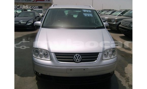 Buy Import Volkswagen Touran Other Car in Import - Dubai in Attapeu Province Buy Import Volkswagen Touran Other Car in Import - Dubai in Attapeu Province
