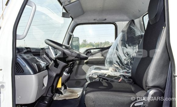 Buy Import Mitsubishi L400 White Truck in Import - Dubai in Attapeu Province Buy Import Mitsubishi L400 White Truck in Import - Dubai in Attapeu Province