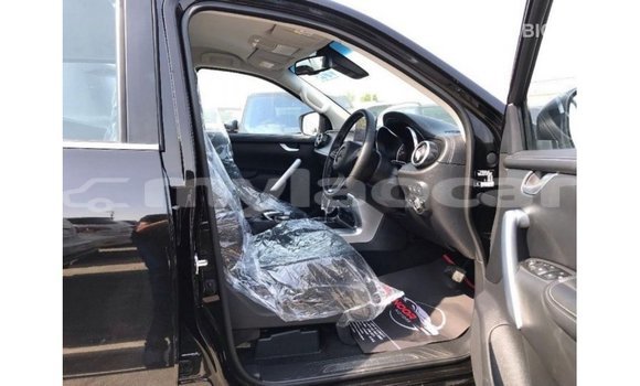 Buy Import Mercedes-Benz 250 Black Car in Import - Dubai in Attapeu Province Buy Import Mercedes-Benz 250 Black Car in Import - Dubai in Attapeu Province