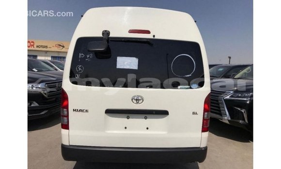 Buy Import Toyota Hiace White Car in Import - Dubai in Attapeu Province Buy Import Toyota Hiace White Car in Import - Dubai in Attapeu Province