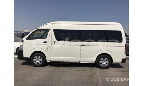 Buy Import Toyota Hiace White Car in Import - Dubai in Attapeu Province Buy Import Toyota Hiace White Car in Import - Dubai in Attapeu Province