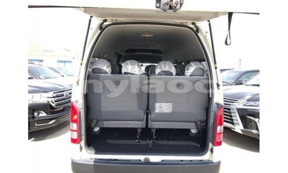Buy Import Toyota Hiace White Car in Import - Dubai in Attapeu Province Buy Import Toyota Hiace White Car in Import - Dubai in Attapeu Province