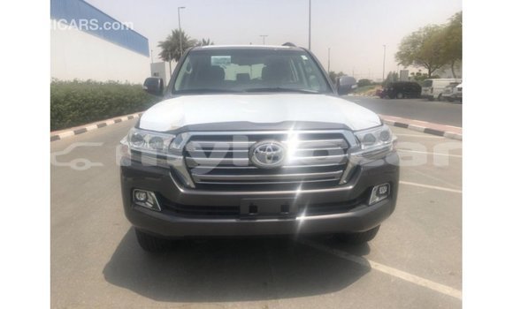 Acheter Import Voiture Toyota Land Cruiser Autre à Import - Dubai, Attapeu Province Acheter Import Voiture Toyota Land Cruiser Autre à Import - Dubai, Attapeu Province
