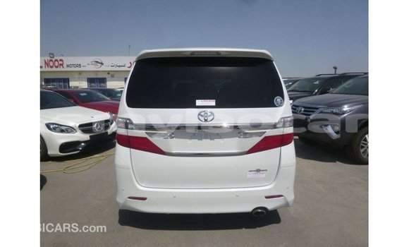 Acheter Import Voiture Toyota Vellfire Blanc à Import - Dubai, Attapeu Province Acheter Import Voiture Toyota Vellfire Blanc à Import - Dubai, Attapeu Province