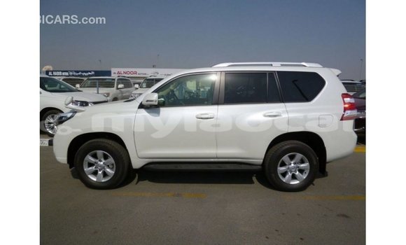 Buy Import Toyota Prado White Car in Import - Dubai in Attapeu Province Buy Import Toyota Prado White Car in Import - Dubai in Attapeu Province